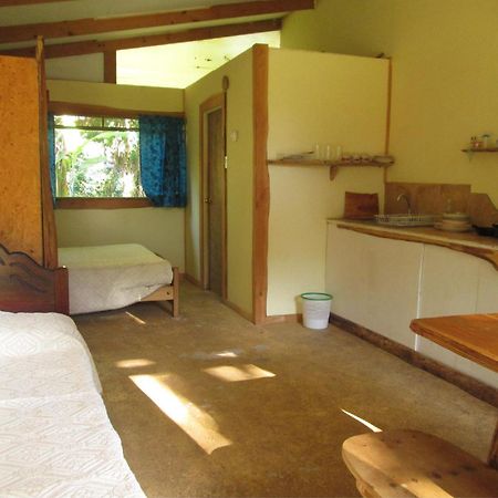 Cabanas Moenga Hanga Roa Room photo