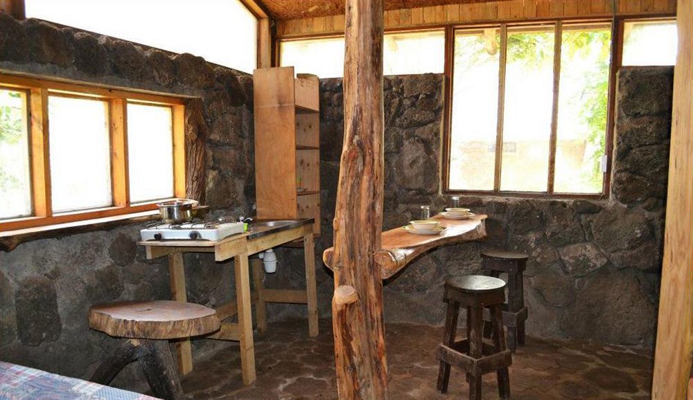 Cabanas Moenga Hanga Roa Exterior photo